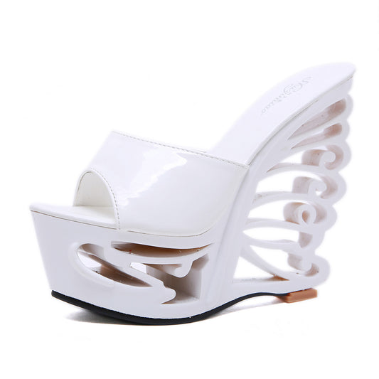 SCULPTED BUTTERFLY WEDGES