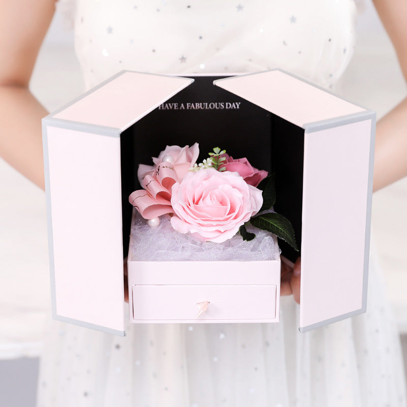 PETAL PROMISE GIFT BOX