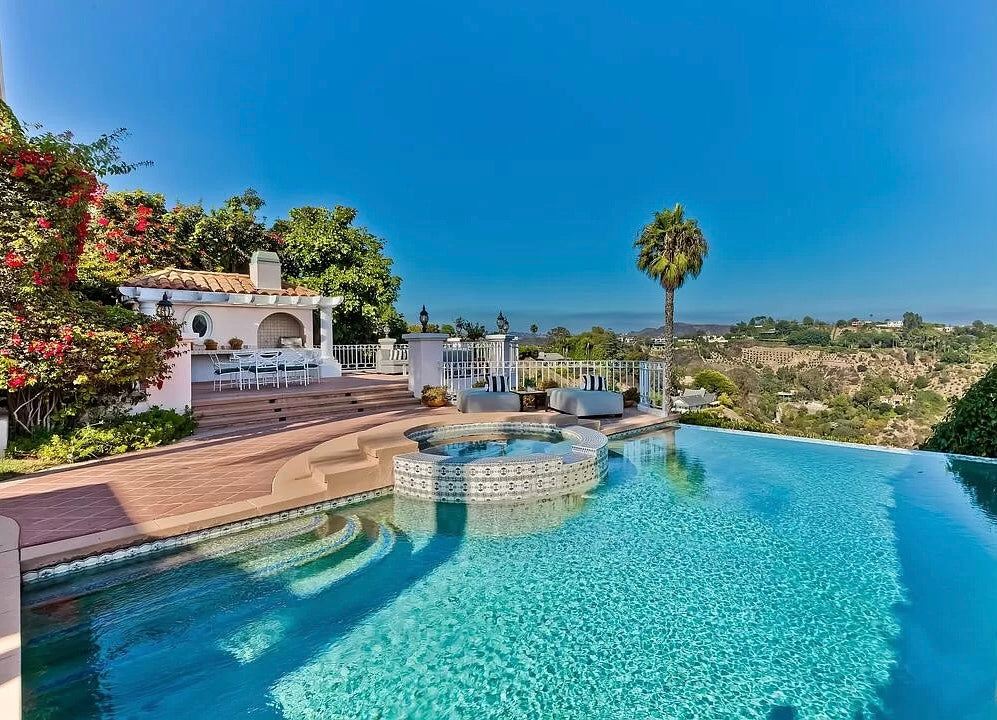 STRADELLA LUX VILLA (Bel Air, CA)