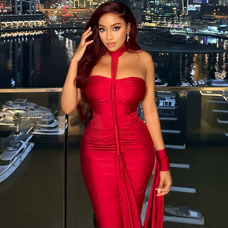 LADY IN RED DRESS